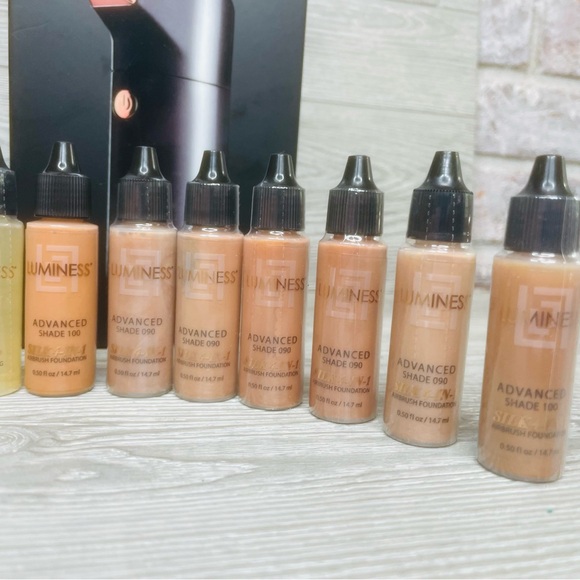 Luminess Breeze Black Portable Rechargeable Cordless Airbrush System with makeup - Picture 9 of 9